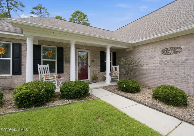 Photo 3 of Single family home for sale at 1040 Lanterns Ln, Leland, NC 28451 | MLS# 100598110 | Listing updated on 2026-09-17