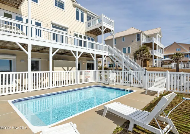 Photo 3 of Single family home for sale at 9711 Dolphin Ridge Rd, Emerald Isle, NC 28594 | MLS# 100597763 | Listing updated on 2026-10-02
