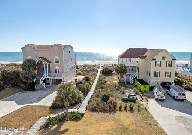 Photo 4 of Single family home for sale at 9711 Dolphin Ridge Rd, Emerald Isle, NC 28594 | MLS# 100597763 | Listing updated on 2026-10-02
