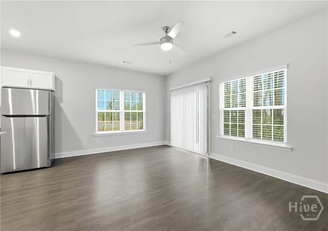 Photo 4 of Townhouse for sale at 102 Hinesley Way, Pooler, GA 31322 | MLS# SA361907 | Listing updated on 2026-10-17