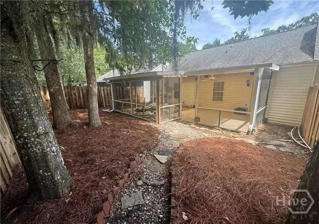Photo 4 of Townhouse for sale at 5 Kingslan Ct, Savannah, GA 31419 | MLS# SA361909 | Listing updated on 2026-09-21