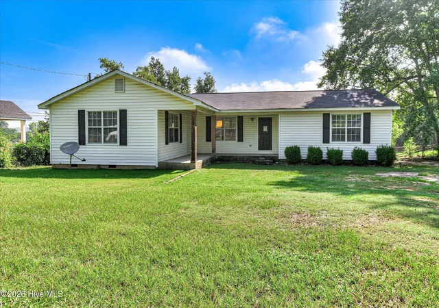 Photo 1 of Single family home for sale at 408 Williams St, Grovetown, GA 30813 | MLS# 100596278 | Listing updated on 2026-08-19