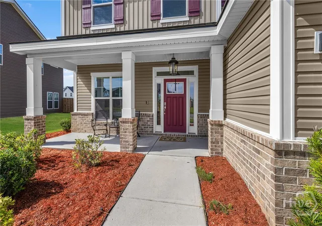 Photo 3 of Single family home for sale at 30 Shoefstall St, Savannah, GA 31407 | MLS# SA361830 | Listing updated on 2026-10-14