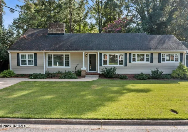 Single family home for sale at 1104 N Overlook Dr, Greenville, NC 27858 | MLS# 100593292