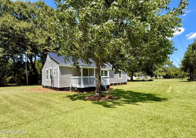 Photo 4 of Single family home for sale at 784 W Pleasant Hl Rd, Pink Hill, NC 28572 | MLS# 100597515 | Listing updated on 2026-09-01