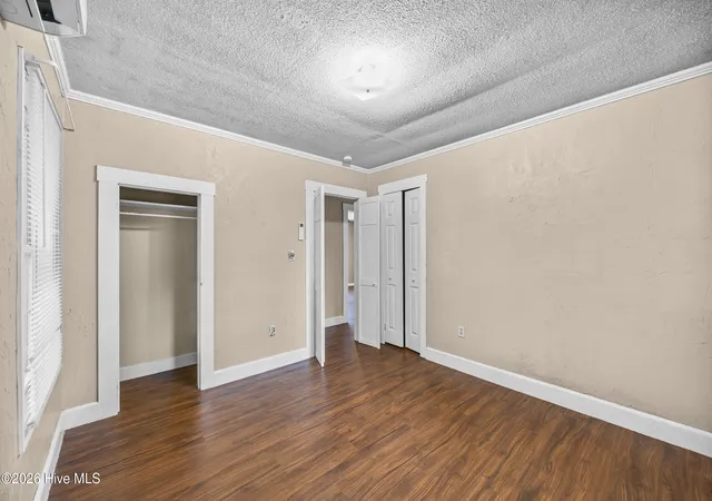 Photo 4 of Single family home for sale at 209 W Bridgers St, Burgaw, NC 28425 | MLS# 100593988 | Listing updated on 2026-08-27