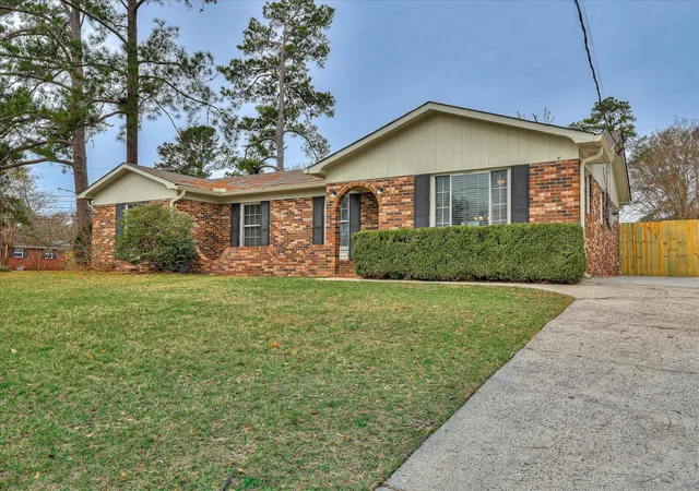 Photo 2 of Single family home for sale at 511 Merrymont Dr, Augusta, GA 30907 | MLS# 98251439 | Listing updated on 2026-08-18