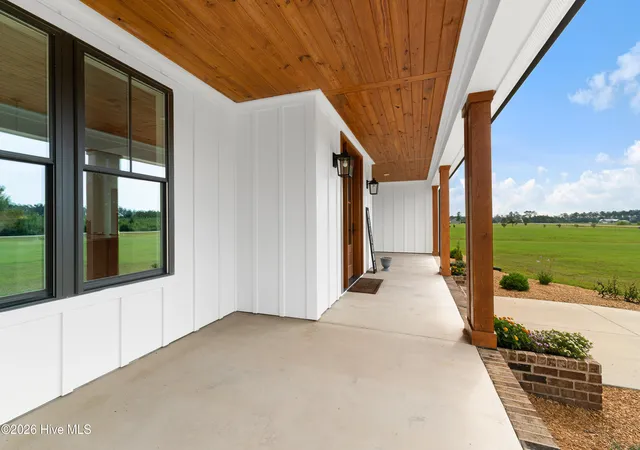 Photo 3 of Single family home for sale at 107 Mayflower Dr, Newport, NC 28570 | MLS# 100597602 | Listing updated on 2026-09-28