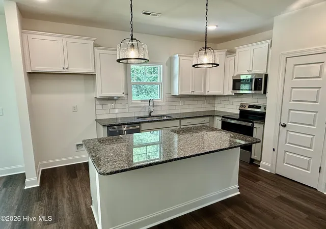 Photo 2 of Single family home for sale at 263 Strother Rd, Aberdeen, NC 28315 | MLS# 100549047 | Listing updated on 2026-08-18