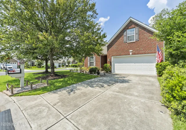 Photo 3 of Single family home for sale at 102 Farmers Rest Ct, Carolina Shores, NC 28467 | MLS# 100597212 | Listing updated on 2026-09-17