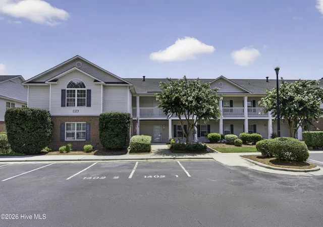 Photo 3 of Condo for sale at 1402 Willoughby Park Ct #Unit 2, Wilmington, NC 28412 | MLS# 100590364 | Listing updated on 2026-08-31