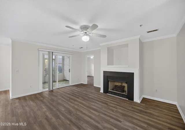 Photo 4 of Condo for sale at 1402 Willoughby Park Ct #Unit 2, Wilmington, NC 28412 | MLS# 100590364 | Listing updated on 2026-08-31