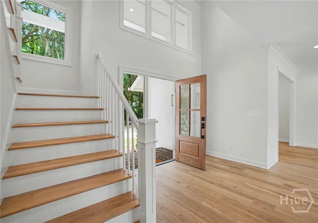 Photo 4 of Single family home for sale at 6 Hardwicke Ln, Savannah, GA 31411 | MLS# SA360943 | Listing updated on 2026-09-06