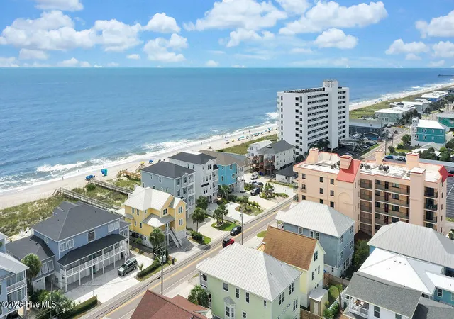 Photo 4 of Condo for sale at 1516 S Lake Park Blvd #2, Carolina Beach, NC 28428 | MLS# 100598382 | Listing updated on 2026-10-05
