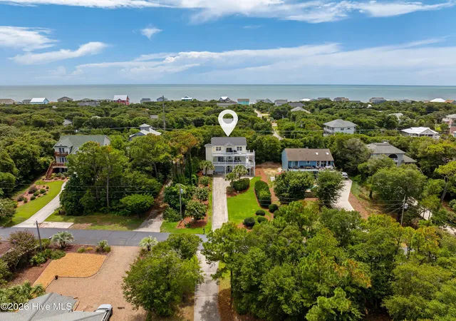 Photo 1 of Single family home for sale at 6611 Marsh Cvs Rd, Emerald Isle, NC 28594 | MLS# 100595331 | Listing updated on 2026-09-19
