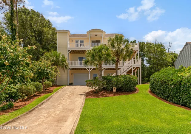 Photo 3 of Single family home for sale at 6611 Marsh Cvs Rd, Emerald Isle, NC 28594 | MLS# 100595331 | Listing updated on 2026-09-19