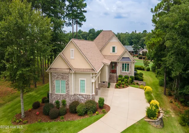 Photo 2 of Single family home for sale at 207 Quiet Oak Ct, Aiken, SC 29803 | MLS# 98256167 | Listing updated on 2026-09-03