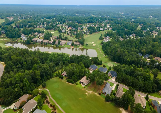 Photo 5 of Single family home for sale at 207 Quiet Oak Ct, Aiken, SC 29803 | MLS# 98256167 | Listing updated on 2026-09-03