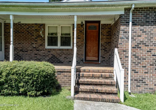 Photo 4 of Single family home for sale at 400 W Barnhill St, Everetts, NC 27825 | MLS# 100598902 | Listing updated on 2026-09-06