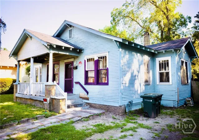 Photo 3 of Single family home for sale at 1112 Se 36th Street, Savannah, GA 31404 | MLS# SA363004 | Listing updated on 2026-09-23