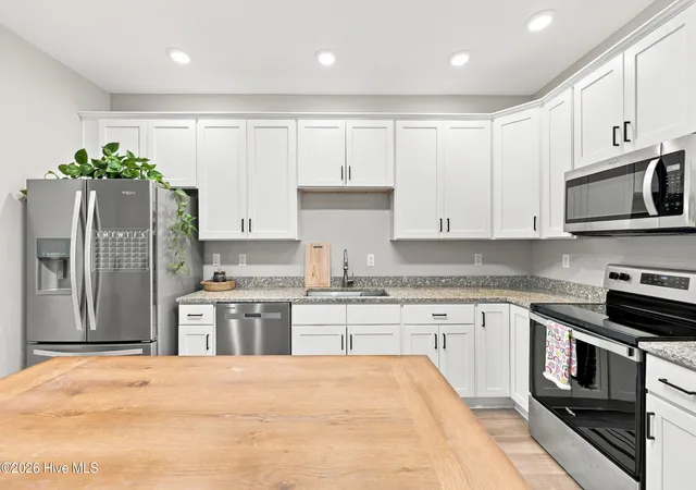 Photo 4 of Townhouse for sale at 125 Moyock Landing Dr #C, Moyock, NC 27958 | MLS# 100598092 | Listing updated on 2026-10-07