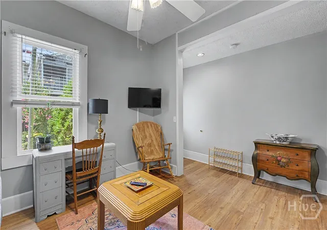 Photo 3 of Single family home for sale at 530 E Gordon Ln, Savannah, GA 31401 | MLS# SA360821 | Listing updated on 2026-08-25