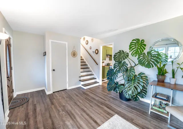 Photo 3 of Single family home for sale at 712 Yulan Dr, Wilmington, NC 28412 | MLS# 100599480 | Listing updated on 2026-08-31