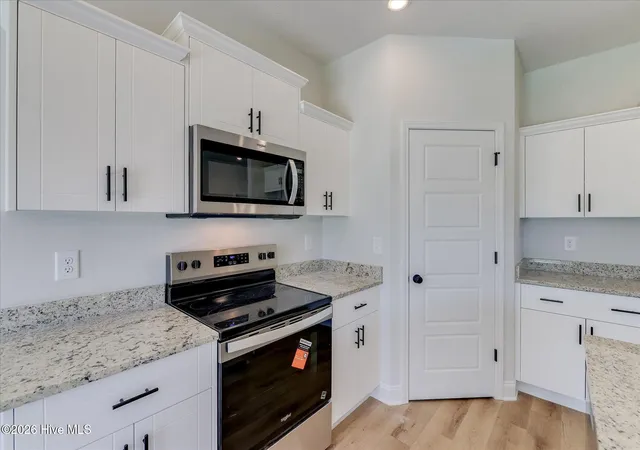 Photo 3 of Single family home for sale at 427 Ml Stone Ln, North Augusta, SC 29860 | MLS# 100580078 | Listing updated on 2026-09-05
