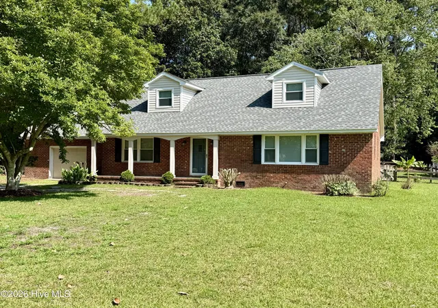 Single family home for sale at 216 Rockledge Rd, New Bern, NC 28562 | MLS# 100594799