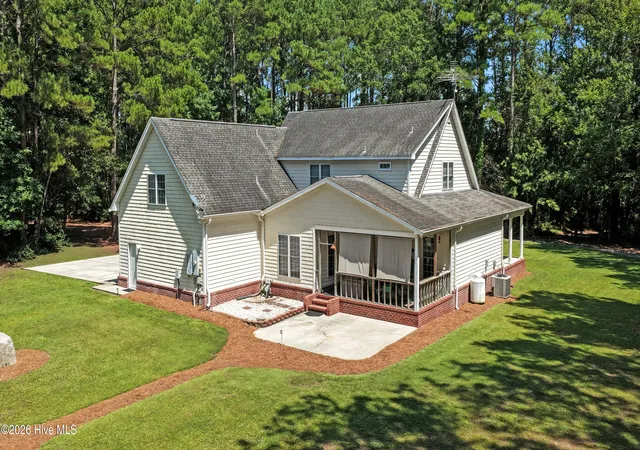 Photo 3 of Single family home for sale at 893 Horse Branch Rd, Burgaw, NC 28425 | MLS# 100597901 | Listing updated on 2026-08-21