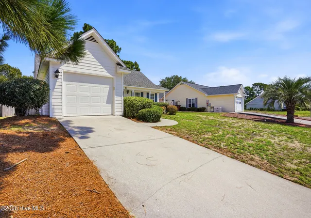 Photo 3 of Single family home for sale at 619 Glenarthur Dr, Wilmington, NC 28412 | MLS# 100596015 | Listing updated on 2026-09-19