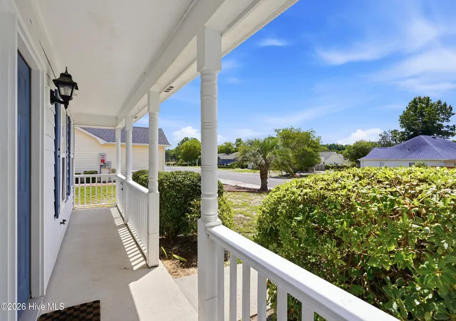 Photo 4 of Single family home for sale at 619 Glenarthur Dr, Wilmington, NC 28412 | MLS# 100596015 | Listing updated on 2026-09-27