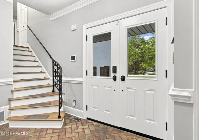 Photo 3 of Single family home for sale at 116 Oxford Rd, Greenville, NC 27858 | MLS# 100594225 | Listing updated on 2026-10-01