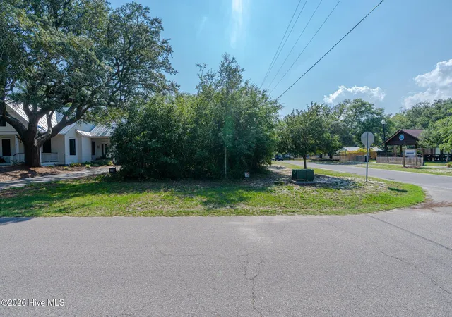 Photo 3 of Land for sale at 619 N Caswell Ave, Southport, NC 28461 | MLS# 100599029 | Listing updated on 2026-08-26