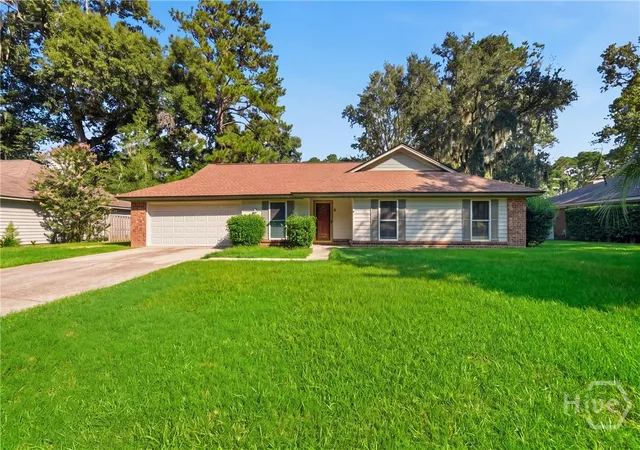 Photo 1 of Single family home for sale at 6 Bristlecone Ct, Savannah, GA 31419 | MLS# SA361920 | Listing updated on 2026-09-21