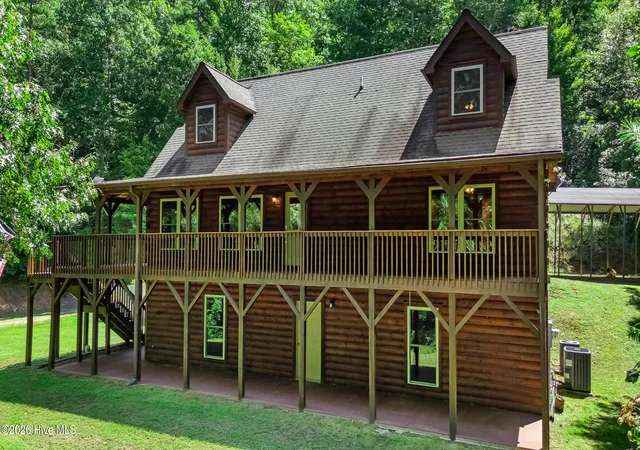 Photo 2 of Single family home for sale at 960 Ogreeta Rd, Murphy, NC 28906 | MLS# 100599166 | Listing updated on 2026-08-26