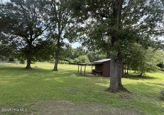 Photo 4 of Single family home for sale at 2216 Ridge Rd, New Bern, NC 28560 | MLS# 100592575 | Listing updated on 2026-08-29