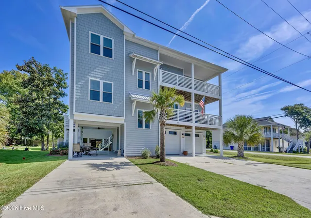 Photo 3 of Single family home for sale at 400 Sumter Ave, Carolina Beach, NC 28428 | MLS# 100597442 | Listing updated on 2026-10-04
