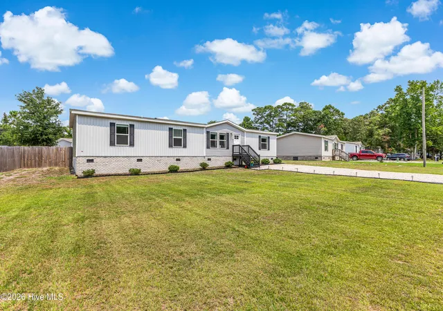 Photo 2 of Manufactured home for sale at 2097 Fay Cir Sw, Supply, NC 28462 | MLS# 100597704 | Listing updated on 2026-09-11