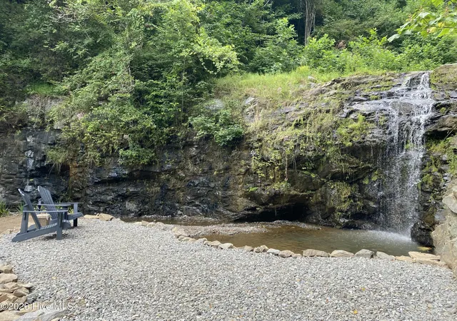 Photo 4 of Land for sale at 00 Noble Mountain Lndg, Murphy, NC 28906 | MLS# 100599478 | Listing updated on 2026-08-27