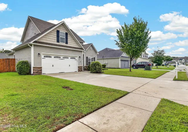 Photo 3 of Single family home for sale at 710 Radiant Dr, Jacksonville, NC 28546 | MLS# 100598914 | Listing updated on 2026-09-10