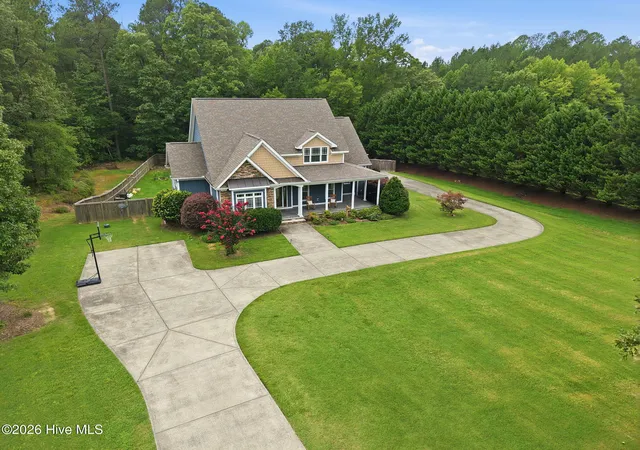 Photo 2 of Single family home for sale at 1530 Raven Wood Dr, Creedmoor, NC 27522 | MLS# 100592308 | Listing updated on 2026-08-29