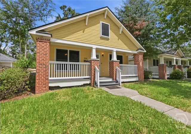 Photo 2 of Single family home for sale at 1840 Greenville St, Savannah, GA 31404 | MLS# SA363261 | Listing updated on 2026-09-20