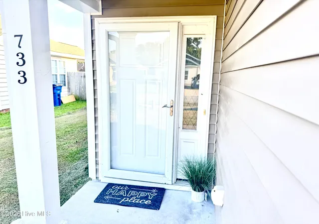 Photo 3 of Single family home for sale at 733 Seneca Ct, Winterville, NC 28590 | MLS# 100598542 | Listing updated on 2026-09-14