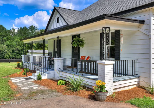 Photo 3 of Single family home for sale at 1131 Hwy 378 E, Mc Cormick, SC 29835 | MLS# 100598348 | Listing updated on 2026-08-24