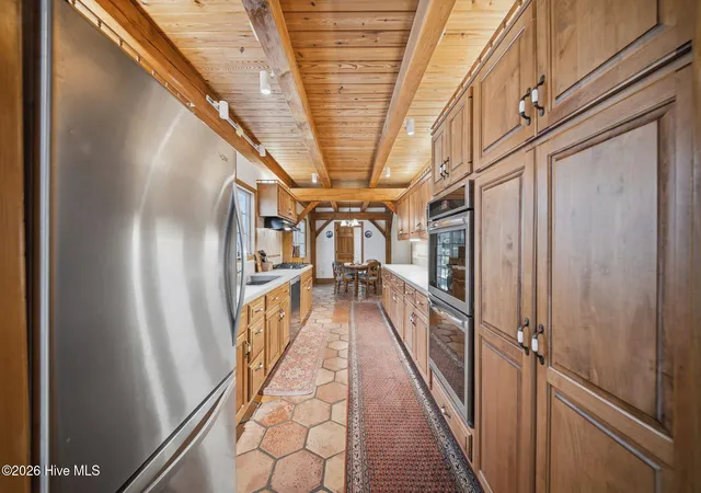 Photo 3 of Single family home for sale at 572 Captain Beam Blvd, Hampstead, NC 28443 | MLS# 100596799 | Listing updated on 2026-10-08
