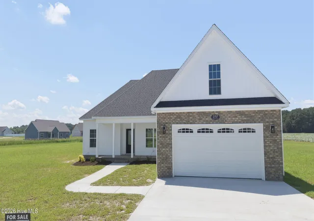 Photo 2 of Single family home for sale at 2757 Whitaker Glen Dr, Farmville, NC 27828 | MLS# 100596925 | Listing updated on 2026-09-20