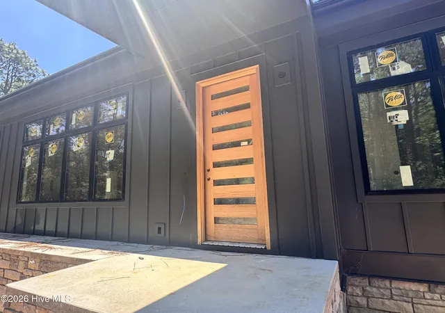 Photo 2 of Single family home for sale at 229 Hill Rd, Southern Pines, NC 28387 | MLS# 100545560 | Listing updated on 2026-09-07