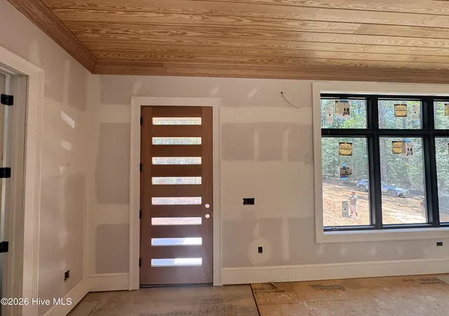 Photo 3 of Single family home for sale at 229 Hill Rd, Southern Pines, NC 28387 | MLS# 100545560 | Listing updated on 2026-09-07
