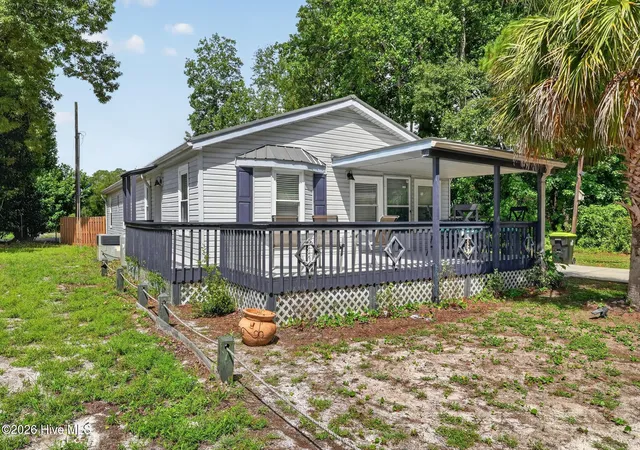 Photo 3 of Manufactured home for sale at 1742 Hideaway Rd Sw, Ocean Isle Beach, NC 28469 | MLS# 100595905 | Listing updated on 2026-09-17